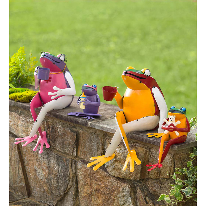 Recycled Metal Coffee Frog Garden Statue