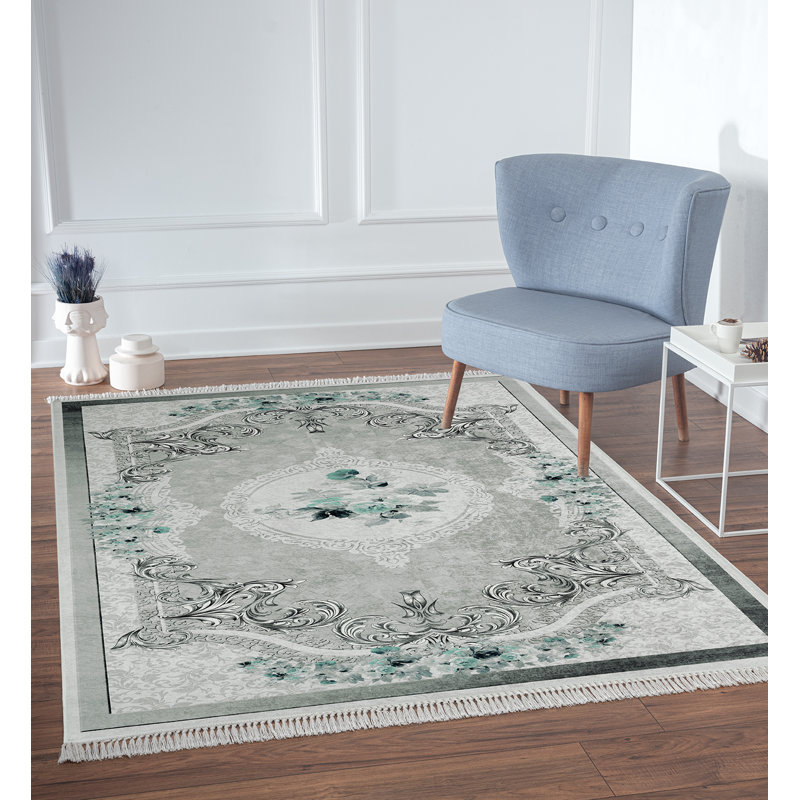 Tylersburg Rug in Grey/Green/Dark Green, Oval 140 x 200cm