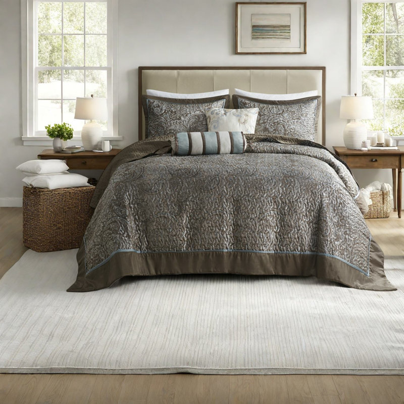 Reversible Bedding Sets, Queen Jacquard Cotton Filled Classic Home