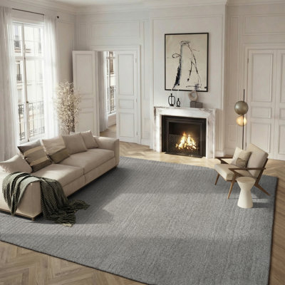 Tapis argenté à poil long fabriqué à la main Antanė