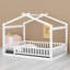 Structure de lit en bois avec clôture-709526564