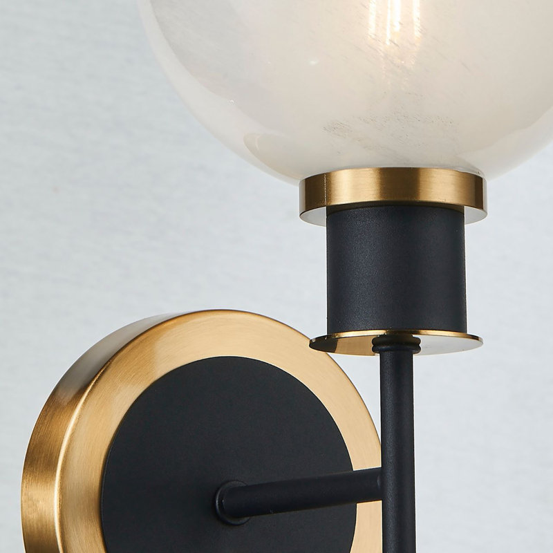 Applique murale 1 lumière Erickson - Noir - Laiton brossé - Verre Blizzard
