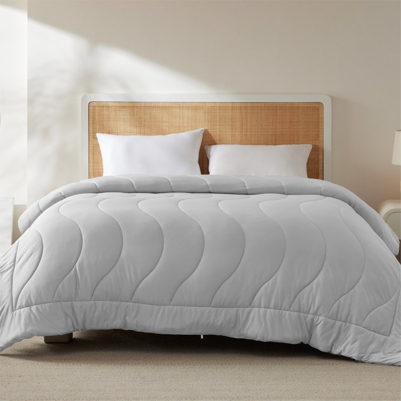 Bedsure Lightweight Duvet Insert for All Season, Ultra Soft Down Alternative Comforter with Corner Tabs, Wavy Stitching, Grey