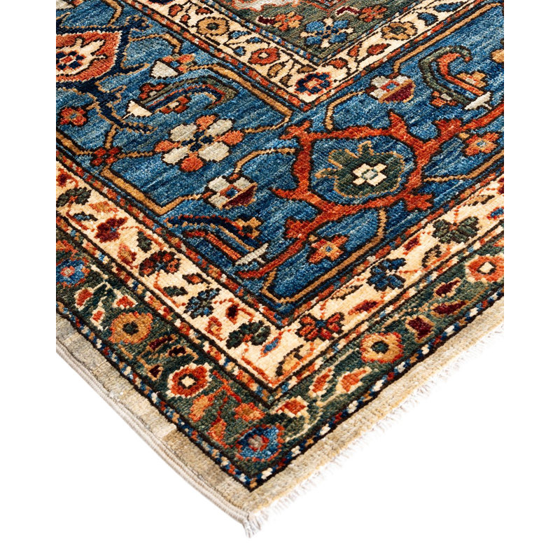 Tapis unique noué à la main Serapi - gris clair, 8 pi 0 po x 9 pi 10 po