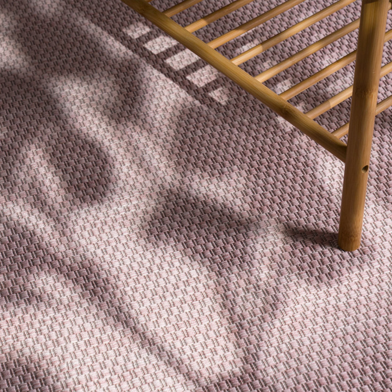 Rectangle Solid Color Machine Made Flatweave Polypropylene Indoor / Outdoor Area Rug in Pink, Rectangle 2'8" x 4'11"