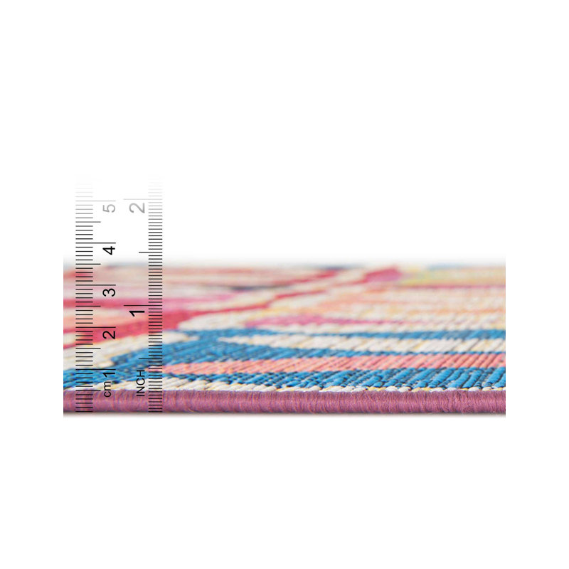 Tapis intérieur / extérieur en polypropylène tissé à la machine à motif géométrique bleu / jaune / rose Keazia