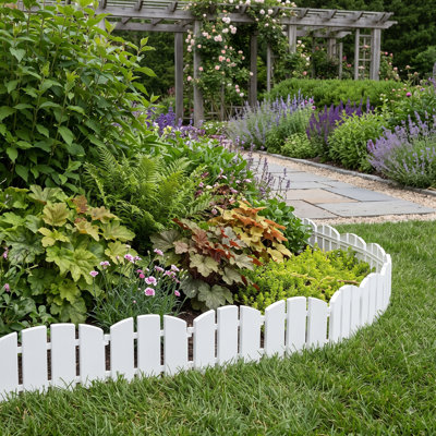 Abri de jardin extérieur vert 56 po x 56 po x 77 po, maison de jardinage portative avec supports à plantes à 2 étages à 8 unités, housse extérieure en PVC robuste, convient aux espaces de culture de patio, de porche et d'arrière-cour