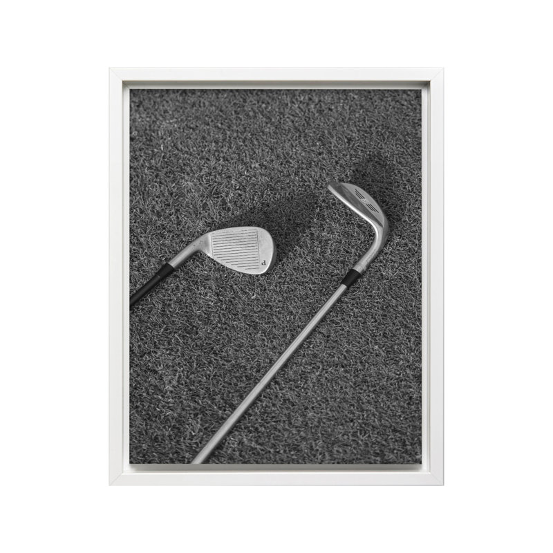 Golfs sur le terrain, 18"H x 24"W, Canvas, White Framed