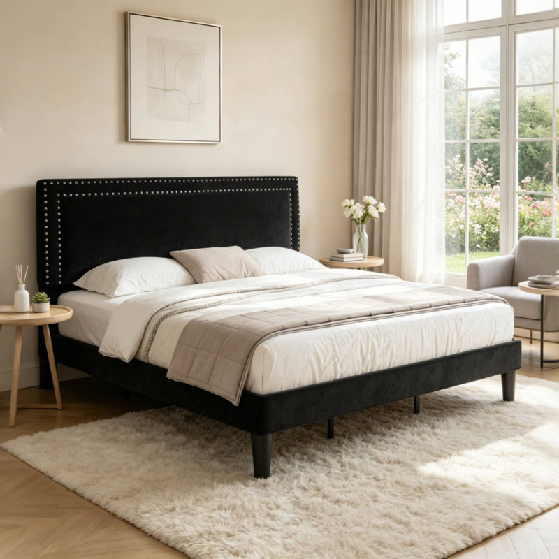 Structure de lit très grand Auxter, lit plateforme en velours avec tête de lit réglable et support à lattes en bois, Noir