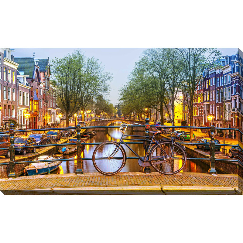 « amsterdam bicycle », reproduction de photo sur toile, H 18 po x l 30 po x P 1 po