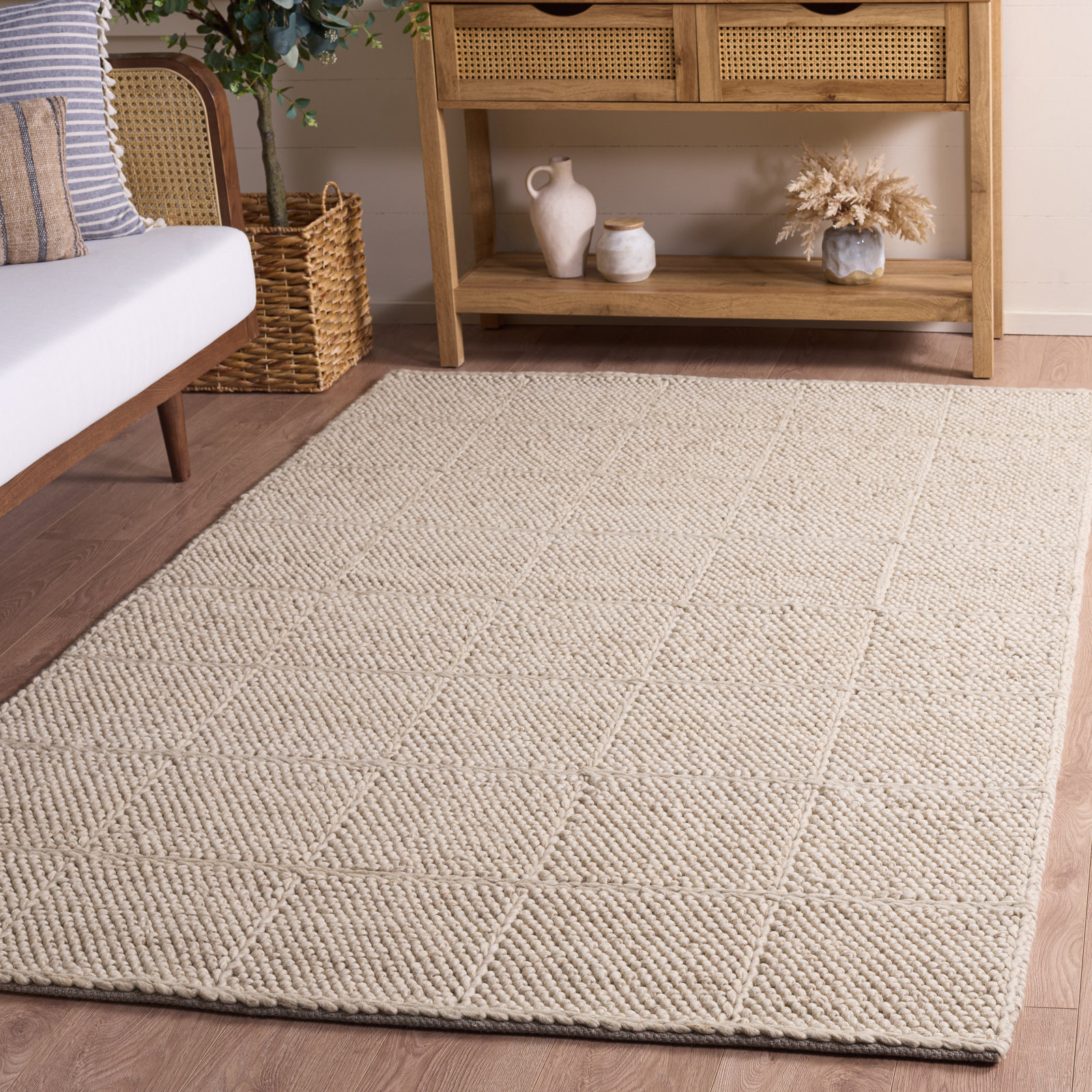 Hand-Woven Rug, 5'-0" x 8'-0" Rectangle