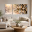 Arbre enneigé pin avec décorations dorées et ensemble de 3 toiles de Noël-970778968