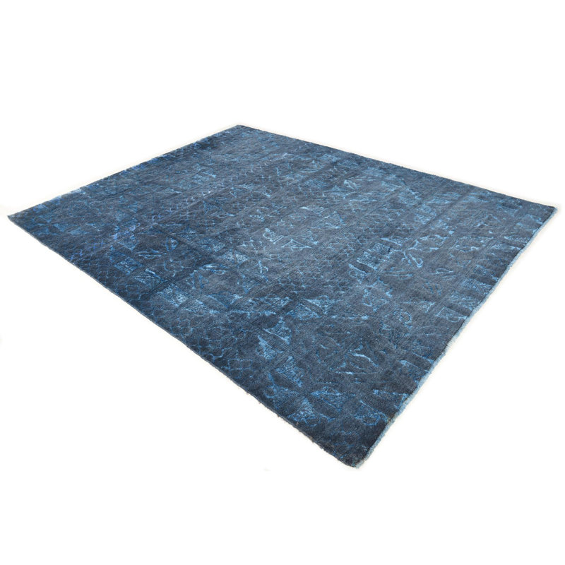 Iniguez Blue Rug