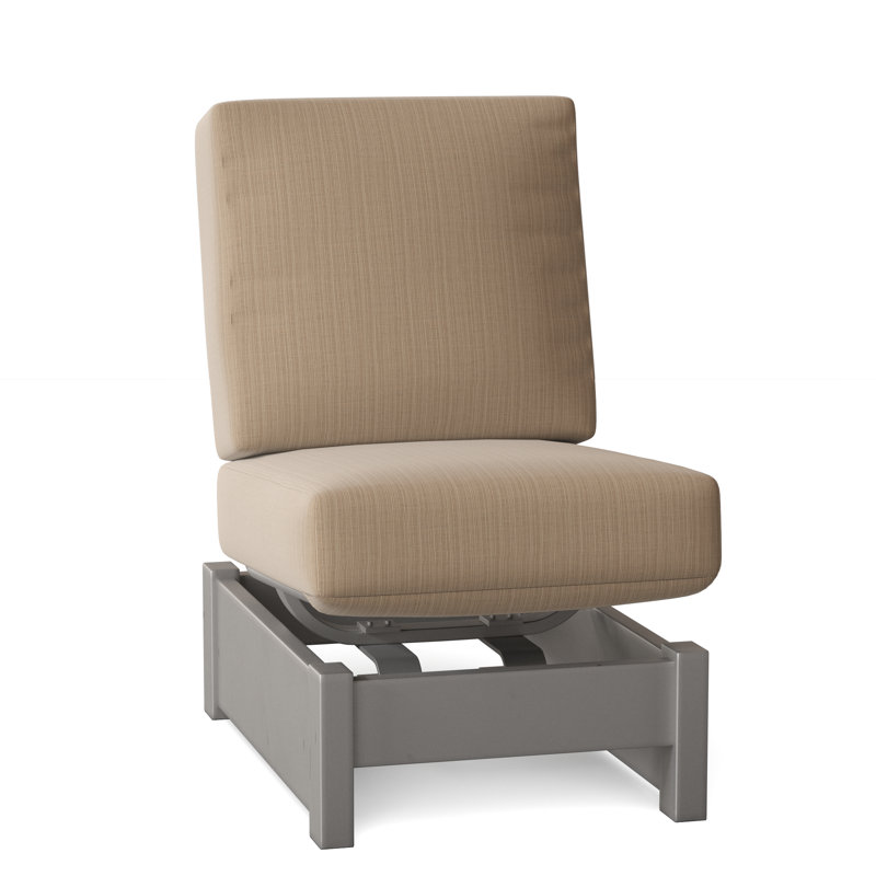 Chaise longue sans accoudoirs en plastique et aluminium avec coussins Sunbrella de 23,5 po Cherin, Salée