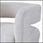 Fauteuil d'appoint pivotant confortable pour le salon, rehaussant l'ambiance douillette