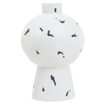 Tundra Stone Table Vase 1