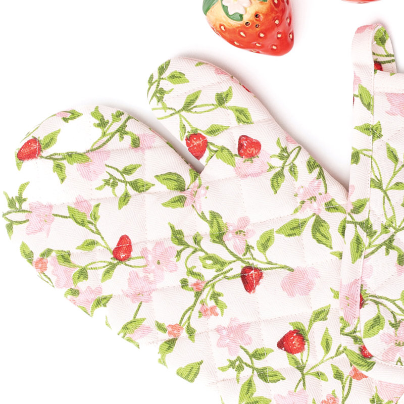 Botanical Berry Oven Mitt Set