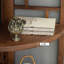 Petite armoire d'appoint délicate et élégante-102526837