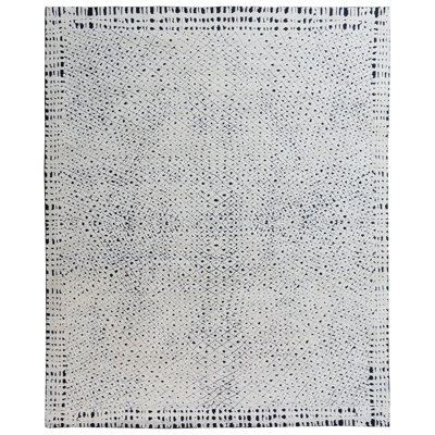Wool Geometric Area Rug in Ivory