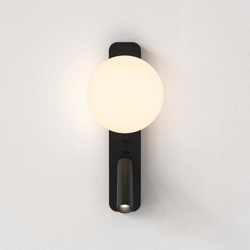 Zeppo Reader, Matt Black