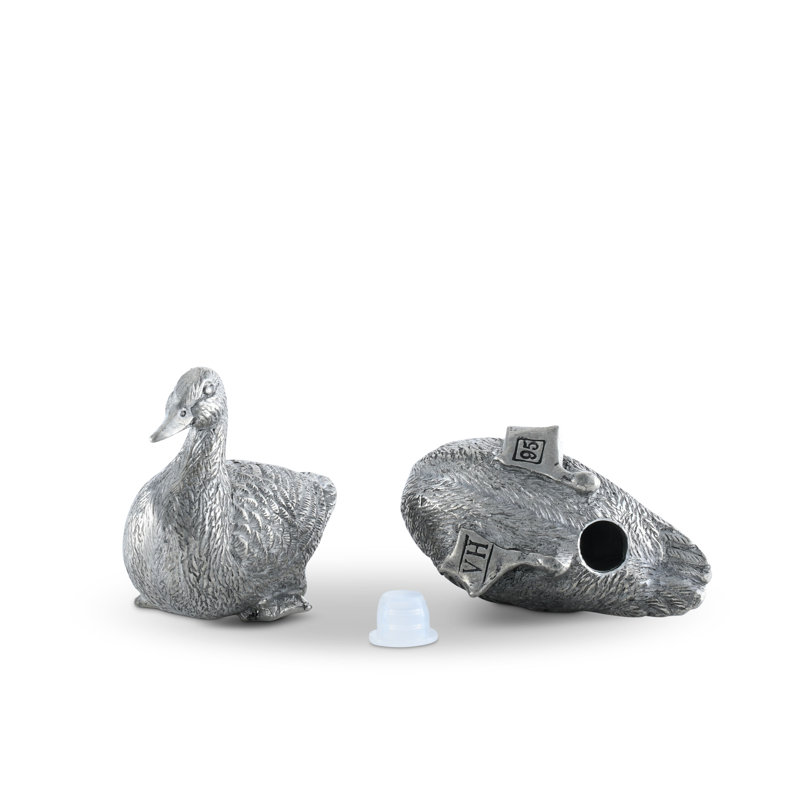 Morning Hunt Salt And Pepper Shaker Set
