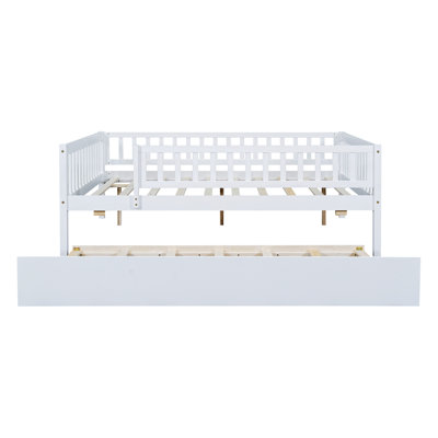 Strella Daybed