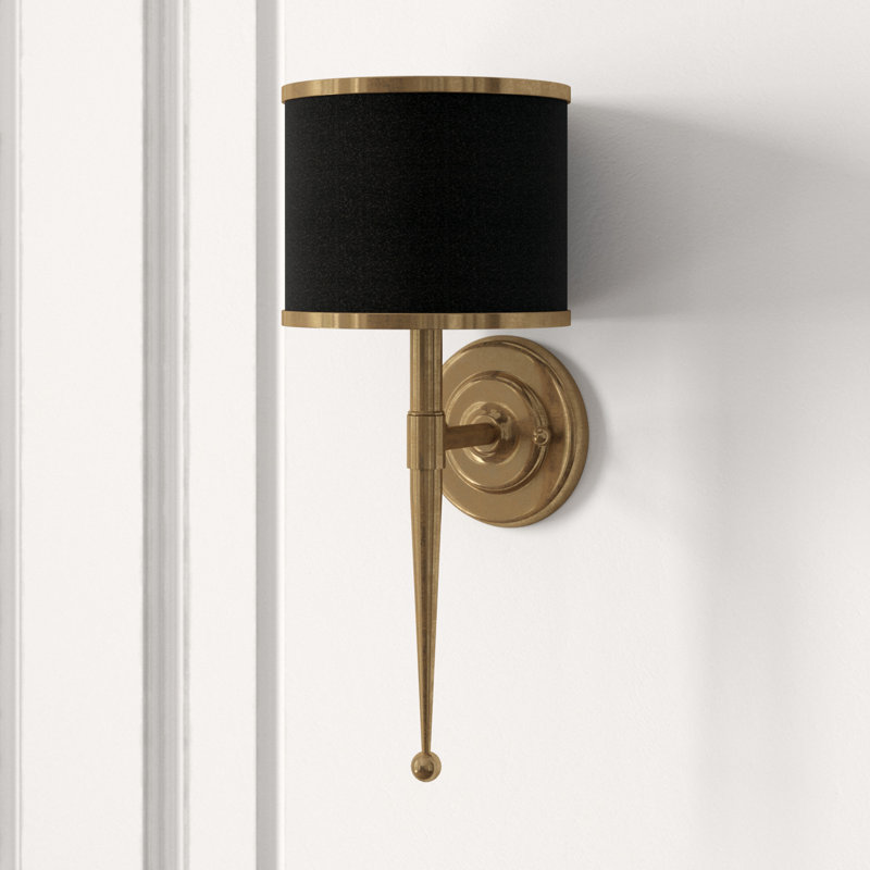 Primo 1 - Light Wallchiere, Black