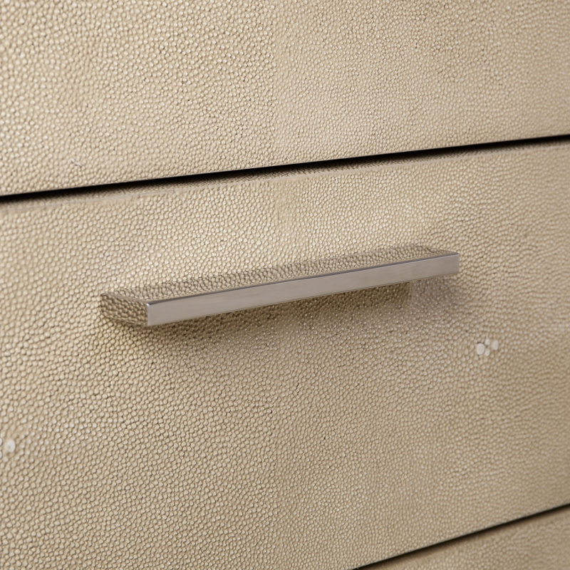 Thomas Bina 6 - Drawer Dresser