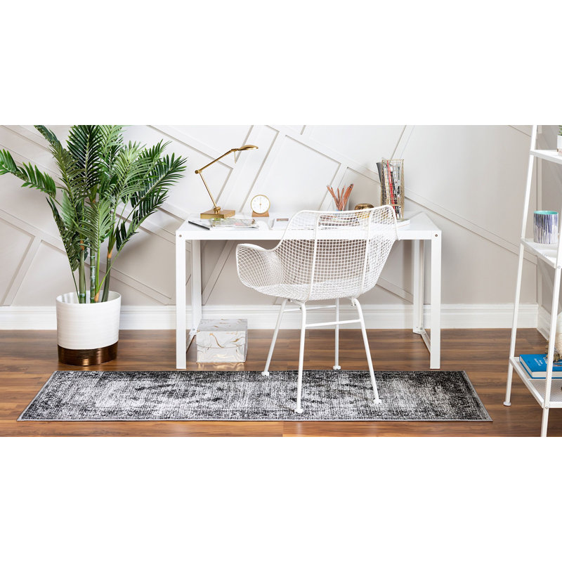 Clevinger Oriental Indoor Rug, Runner 2'7" x 10'