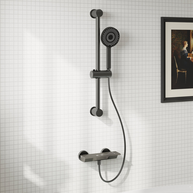 Système de robinet de douche avec support réglable en hauteur, douche à main et bec de baignoire en cascade