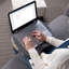 Bureau d'ordinateur portable pour ordinateur portable et d'écriture - Gris tropical - Accessoires de support pour ordinateur portable - Plateau pour bureau personnel - Work From Home - Canapé pour voiture