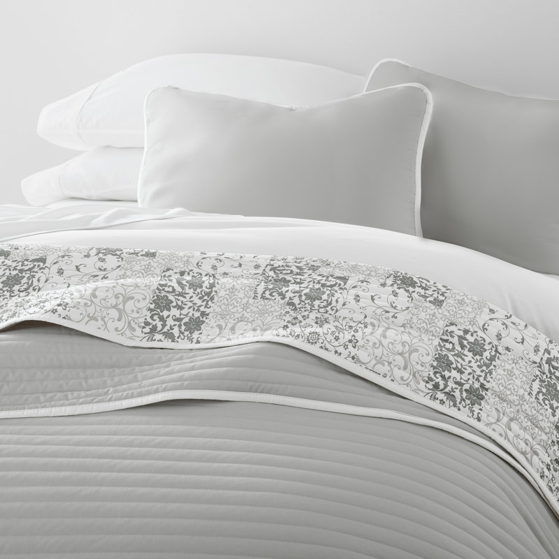 Light Gray Twin Reversible Microfiber Quilt Set with Shams
