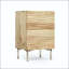 Table de chevet en bois de manguier fabriquée à la main avec porte et tablette Wave
