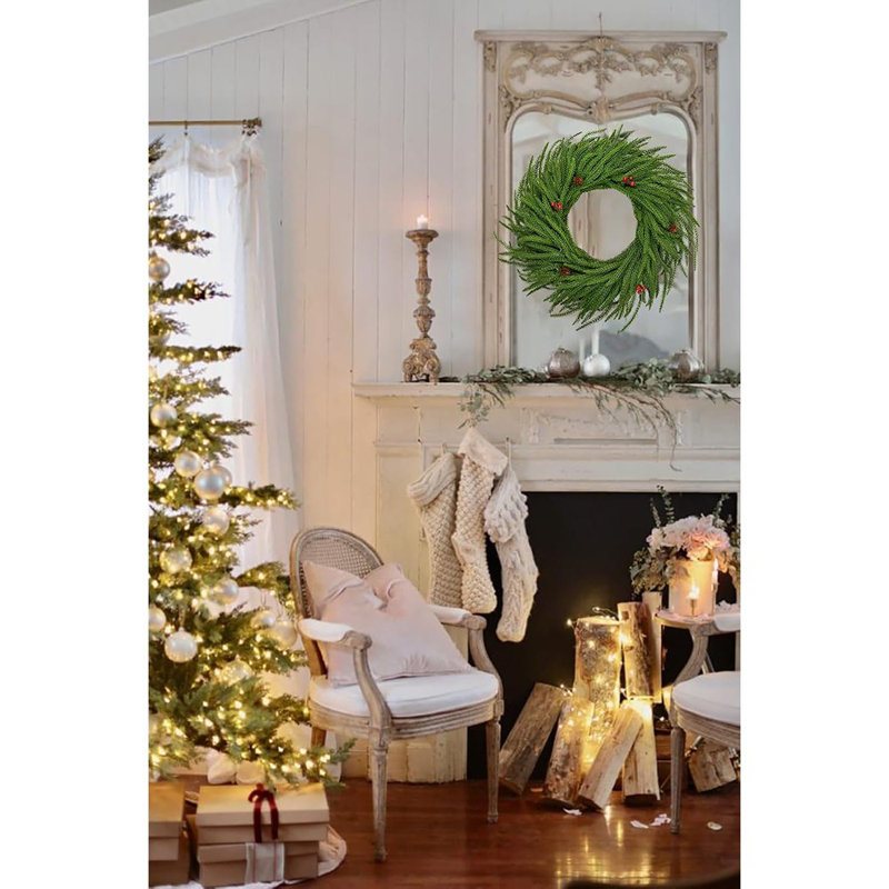 Couronne de Noël en pin Norfolk - vert - petit, pin artificiel avec baies rouges et pommes de pin, décoration intérieure / extérieure