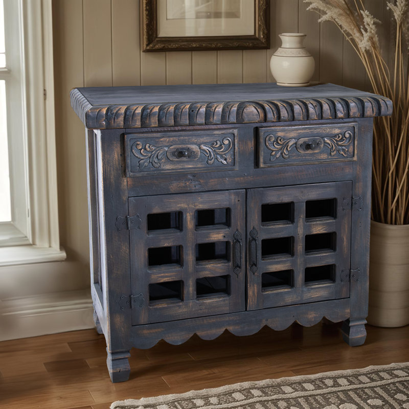 Armoire Shadow Ridge