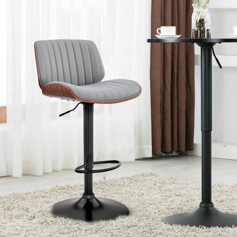 Chaise de bar pivotante en fer et en similicuir Jaqwon, Gris/noyer