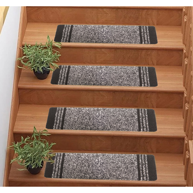 Tapis d'escalier de taille personnalisée Kasundra, Rectangle 9 po x 36,5 po, Gris anthracite