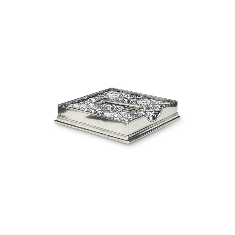 Luncheon Napkin Holder