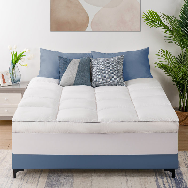 4'' Plush Down Alternative Mattress Topper, Queen, White