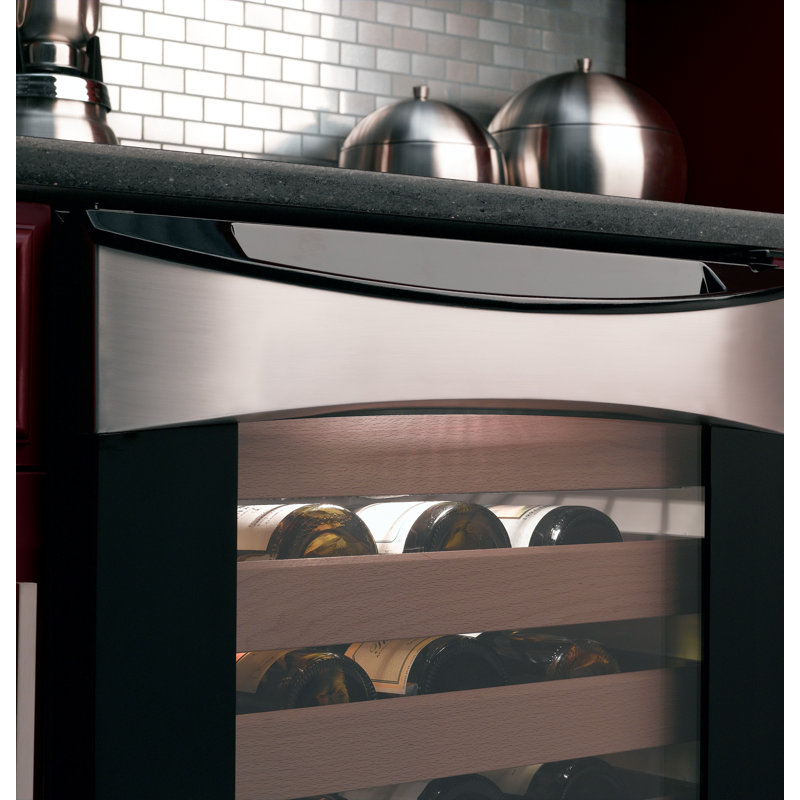57 Bottle Single Zone Built-In Wine Refrigerator
