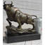 Statue de taureau Capitolina faisant face vers le haut, sculpture en métal bronze, base en marbre signée originale 10 po x 11 po