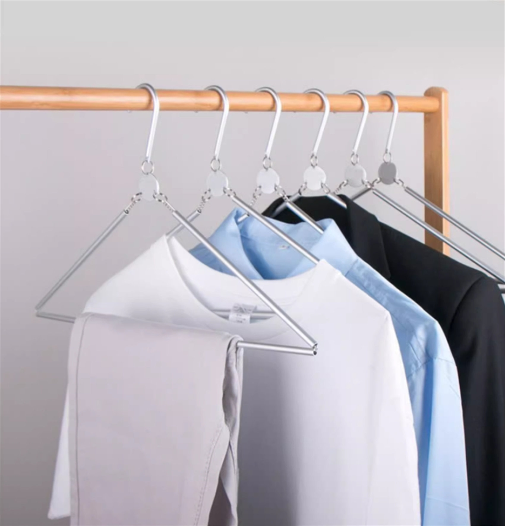 Foam Padded Metal Shirt/Dress Hanger main image 1