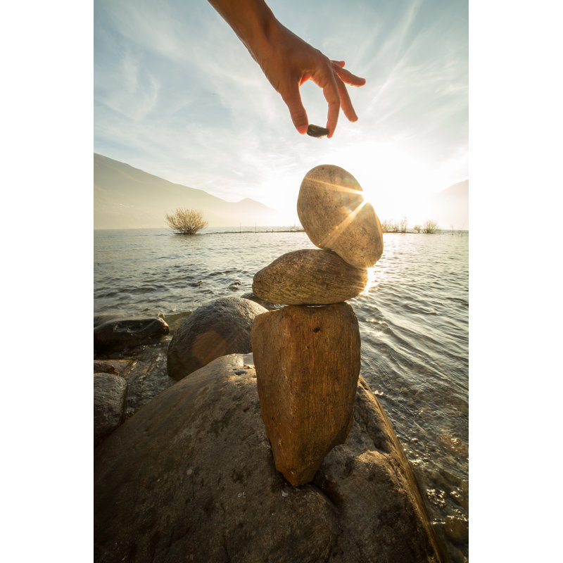 Stacking Rocks By the Lake par Swissmediavision, H 20 po x l 30 po