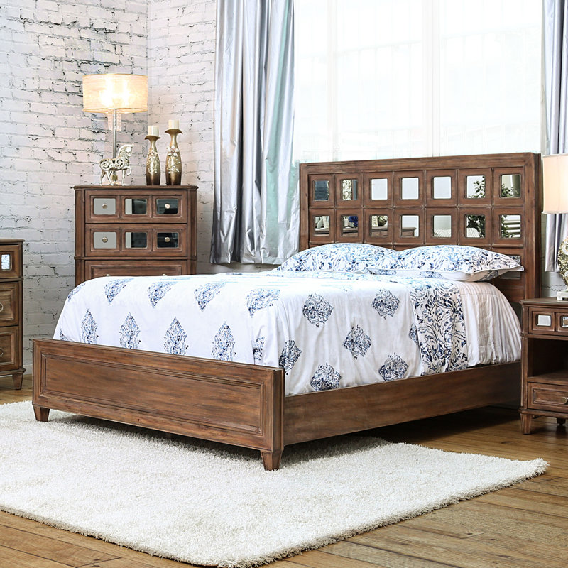 Roscommon Piece Bedroom Set