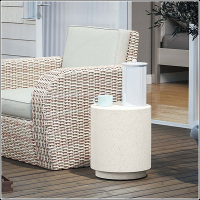 Table d'appoint ronde de style nordique avec finition imitation béton, parfaite pour une utilisation intérieure et extérieure, stable et facile à nettoyer.