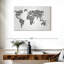 Carte du monde avec texte Aliaz-107698734