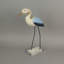 Statue d'aigrette côtière en bois d'Albesia bleu et blanc et métal, avec pattes en acier, 47,6 cm de hauteur