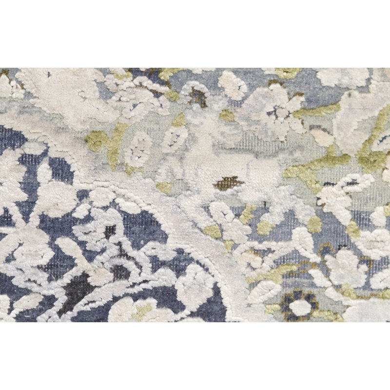 Hand-Knotted High-Quality Green Area Rug