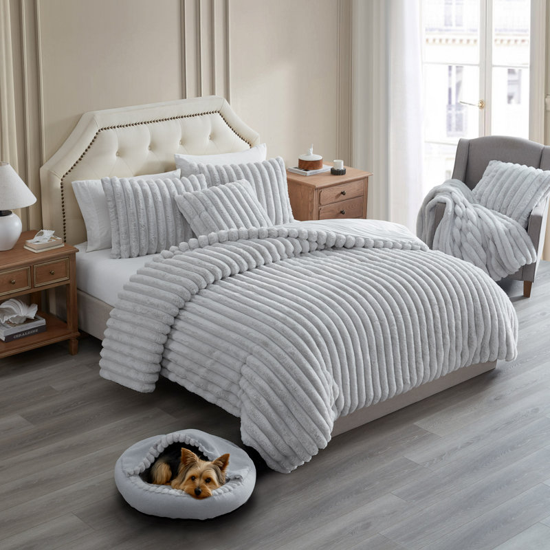Covered Round Cuddly Small Gray Pet Bed 20"R x6", Small (6" H x 20" W x 20" D), Gray