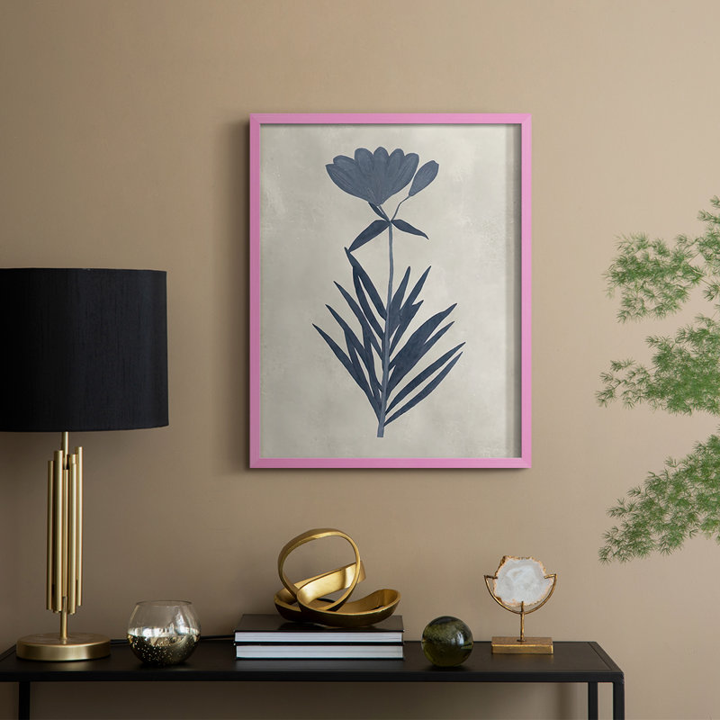 «Marine Pressed Flowers I», reproduction encadrée - bois massif, H 11 po x l 9 po, Rose